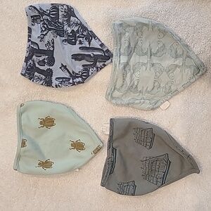 Kate Quinn Bandana Bib Lot